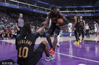 在任何一个 在任何一个